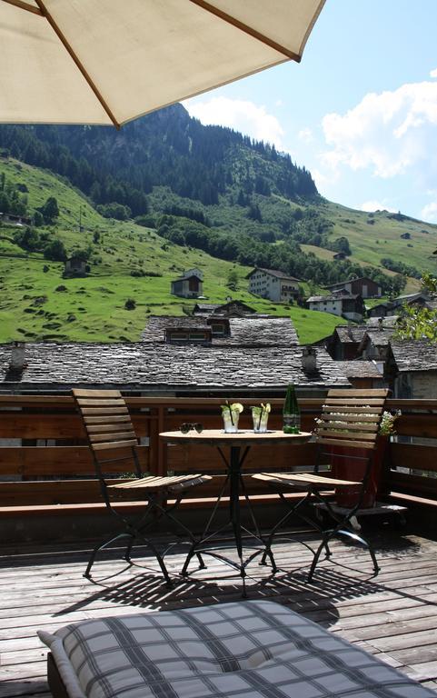 Hotel Alpina Фальс Екстер'єр фото