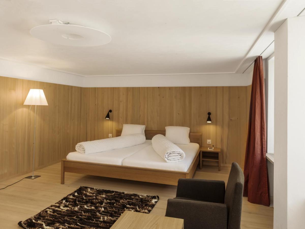 Hotel Alpina Фальс Екстер'єр фото